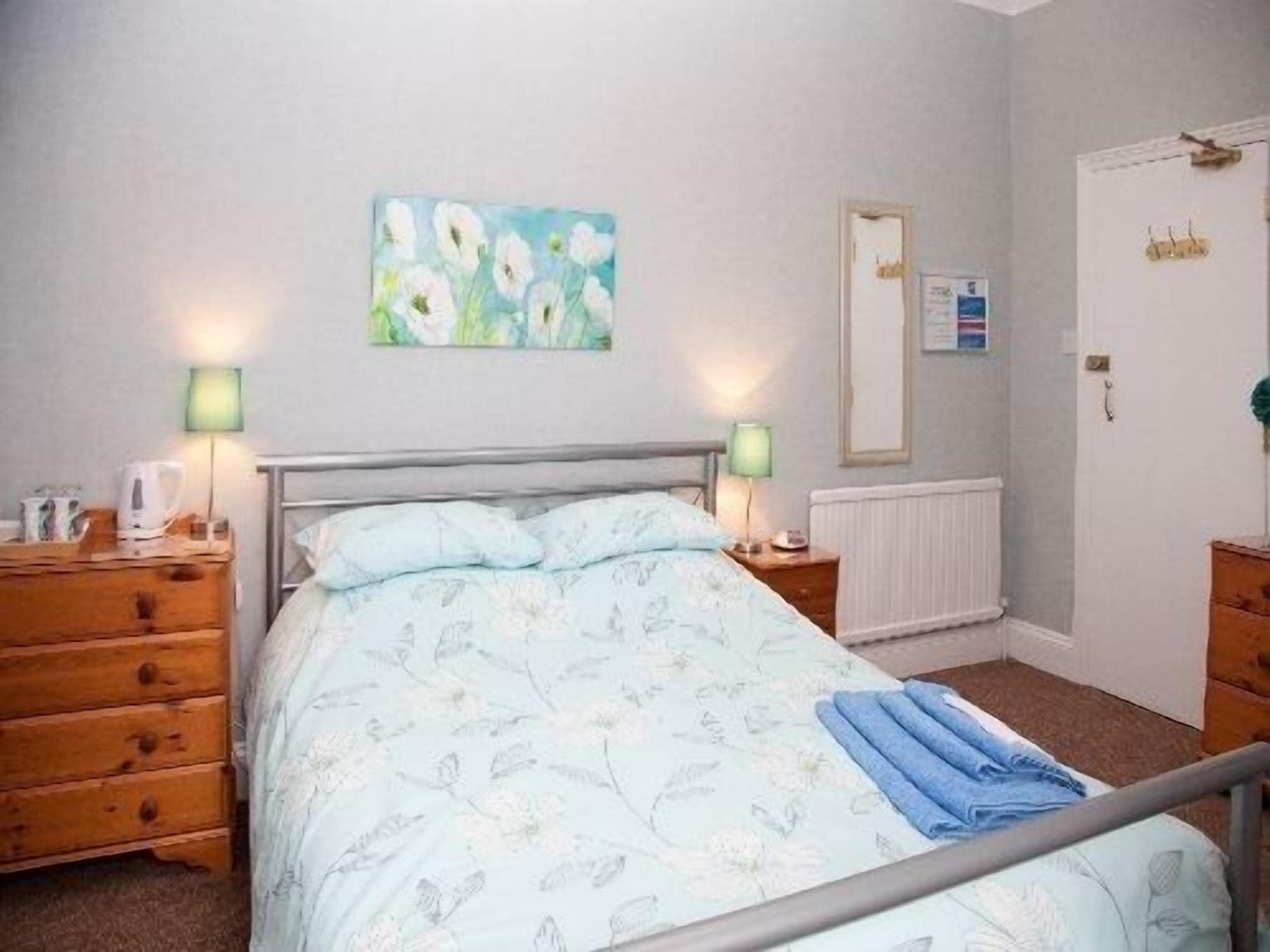 The Meltham Guest House Scarborough Eksteriør bilde