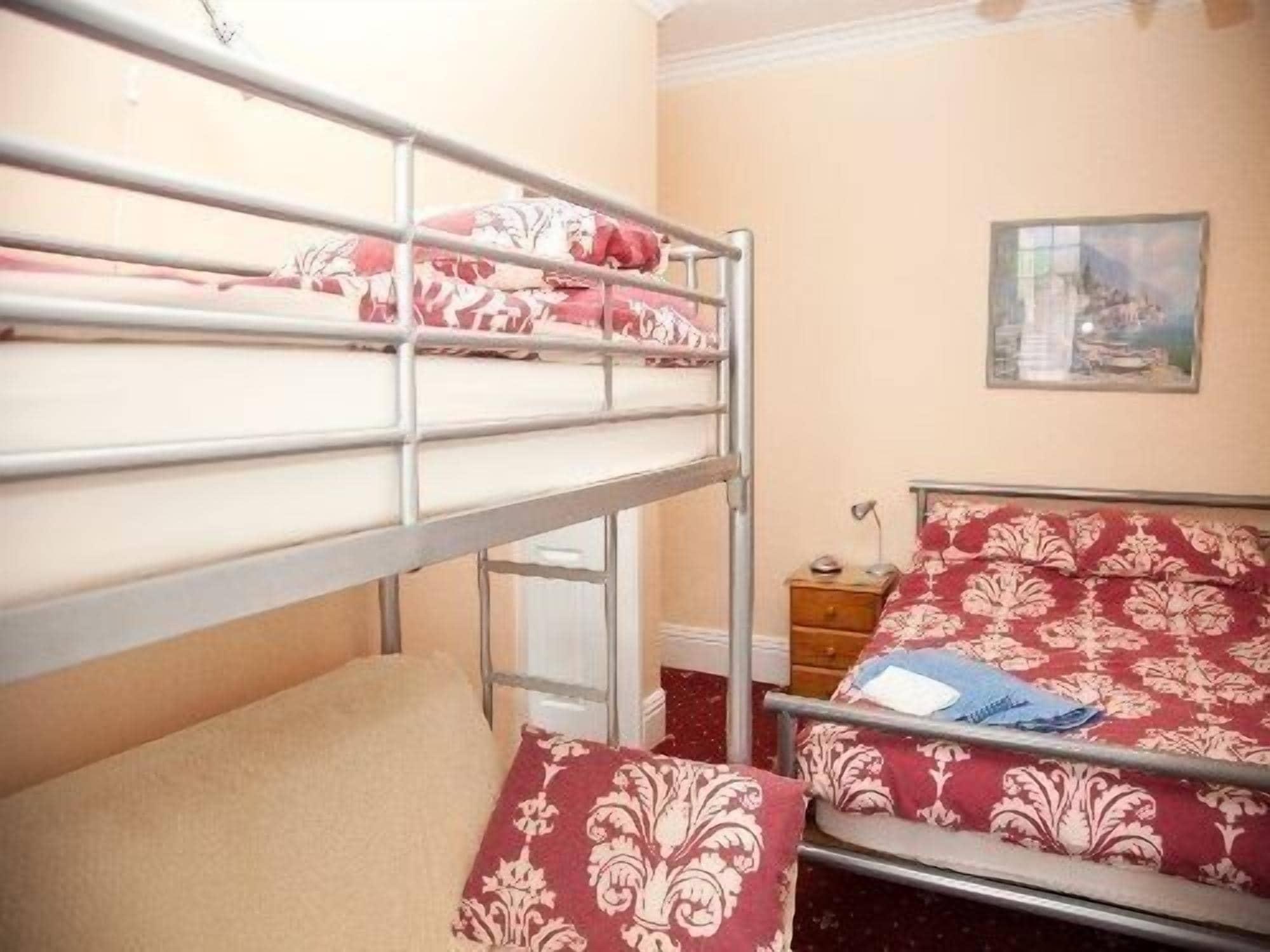 The Meltham Guest House Scarborough Eksteriør bilde